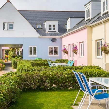 Ellingham Self-Catering Cottages Saint Peter Port Экстерьер фото