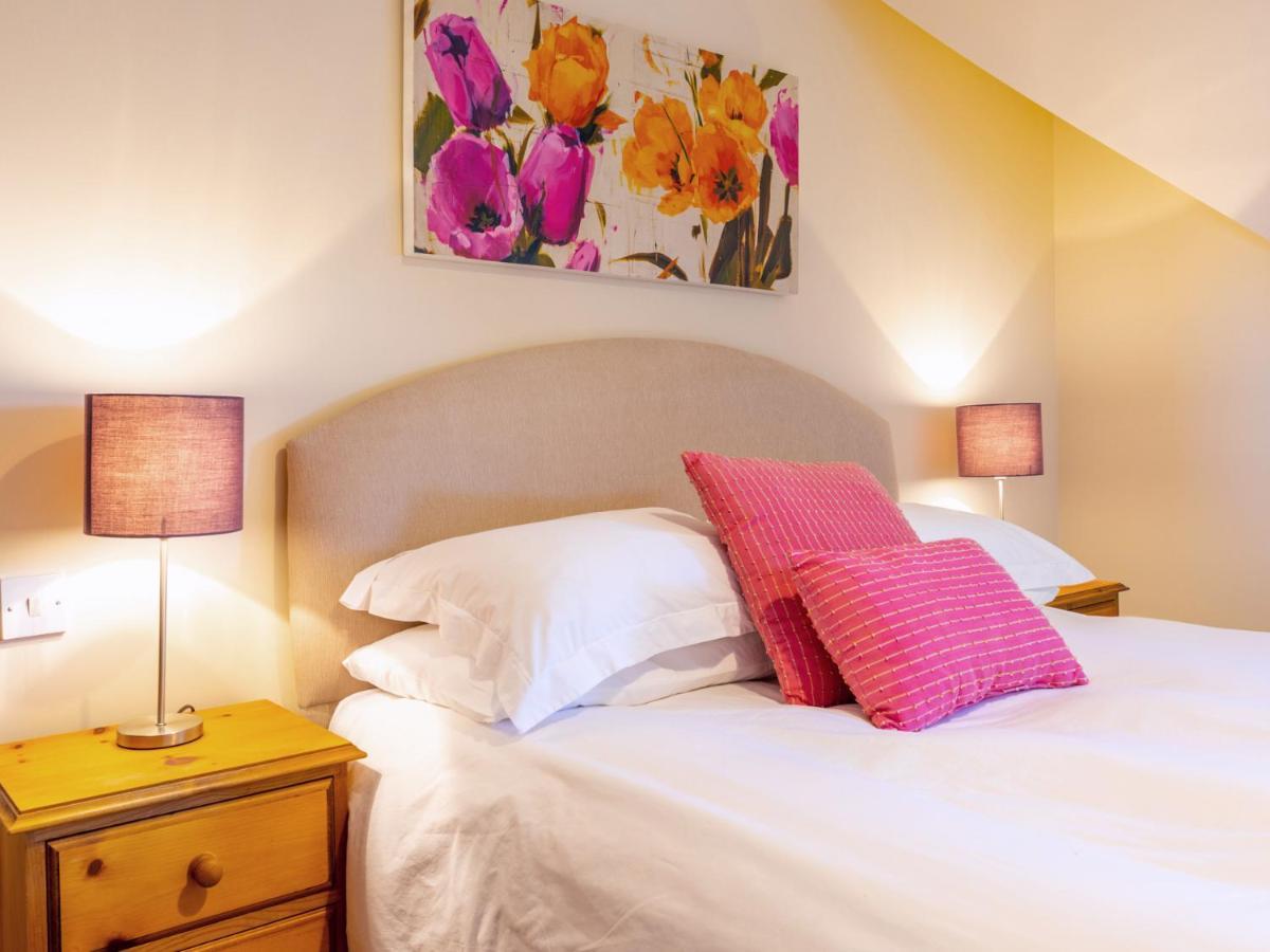 Ellingham Self-Catering Cottages Saint Peter Port Экстерьер фото