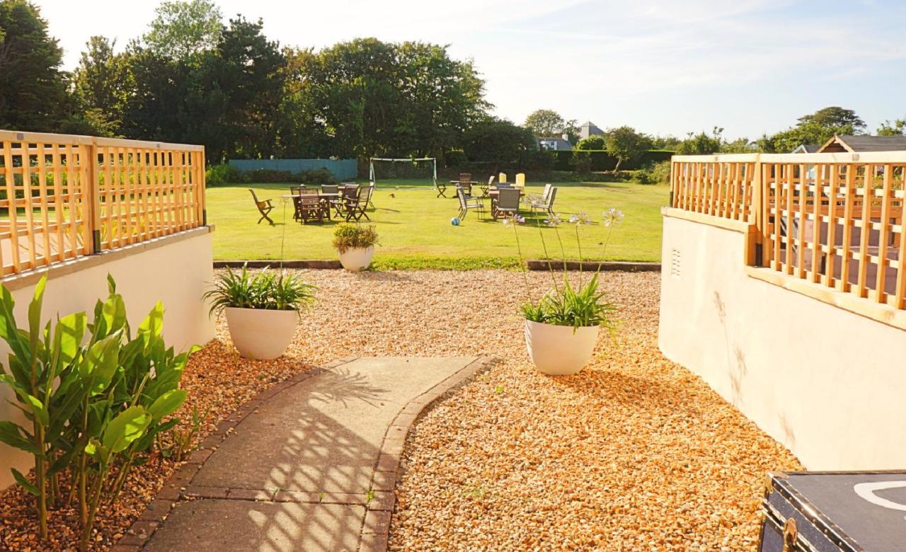 Ellingham Self-Catering Cottages Saint Peter Port Экстерьер фото