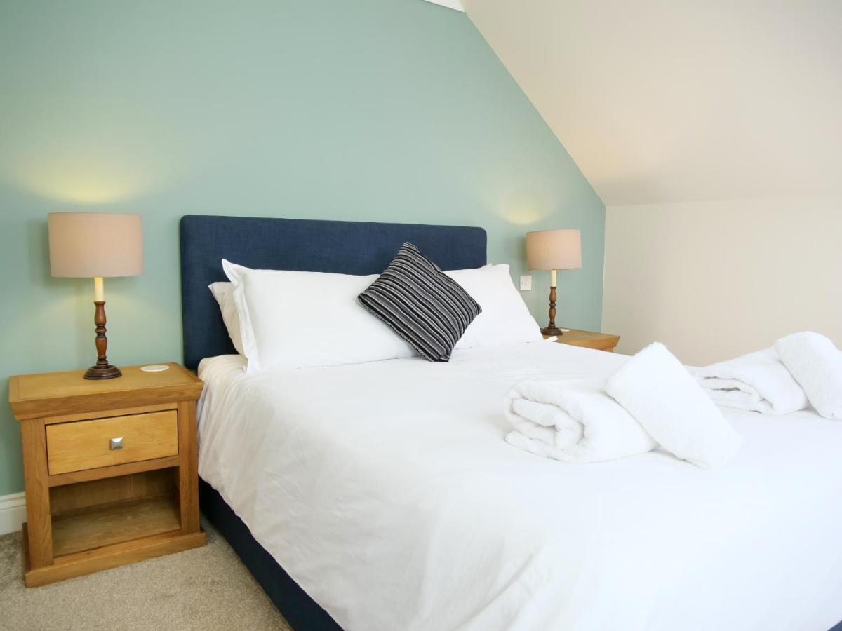 Ellingham Self-Catering Cottages Saint Peter Port Экстерьер фото
