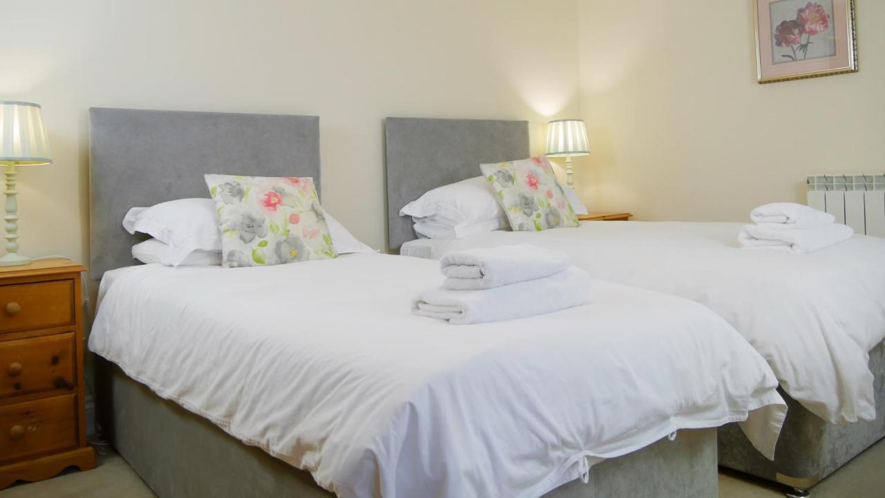 Ellingham Self-Catering Cottages Saint Peter Port Экстерьер фото