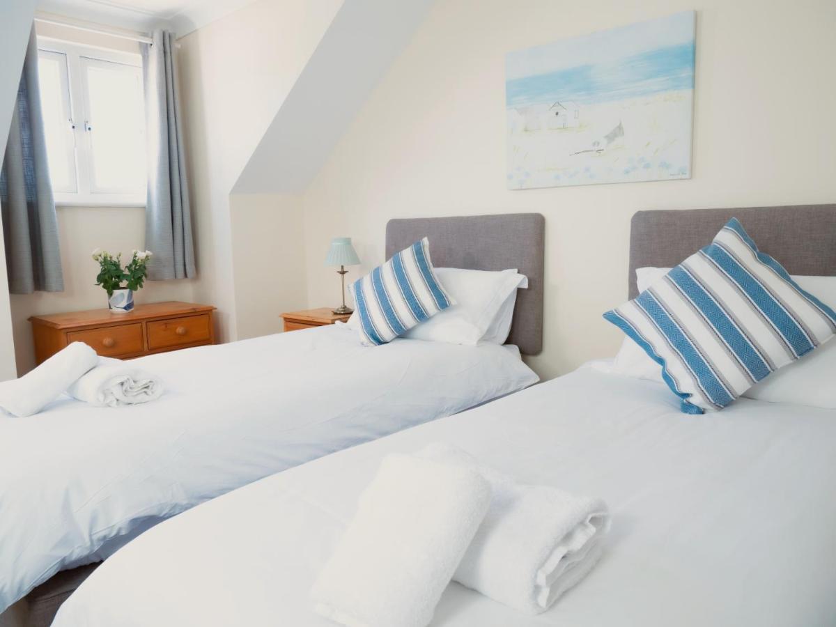 Ellingham Self-Catering Cottages Saint Peter Port Экстерьер фото