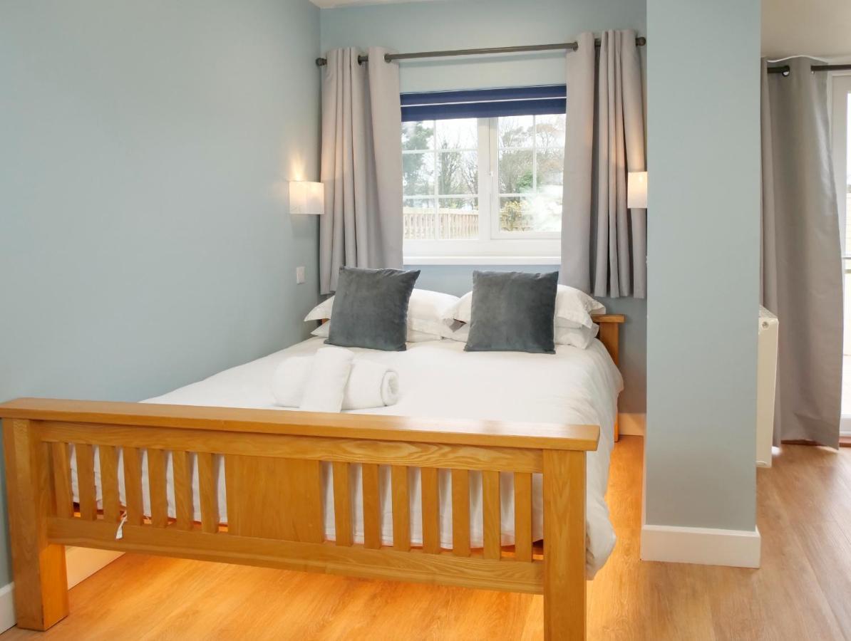 Ellingham Self-Catering Cottages Saint Peter Port Экстерьер фото